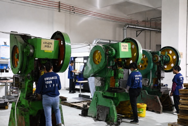 Beneox storage hardware factory production floor