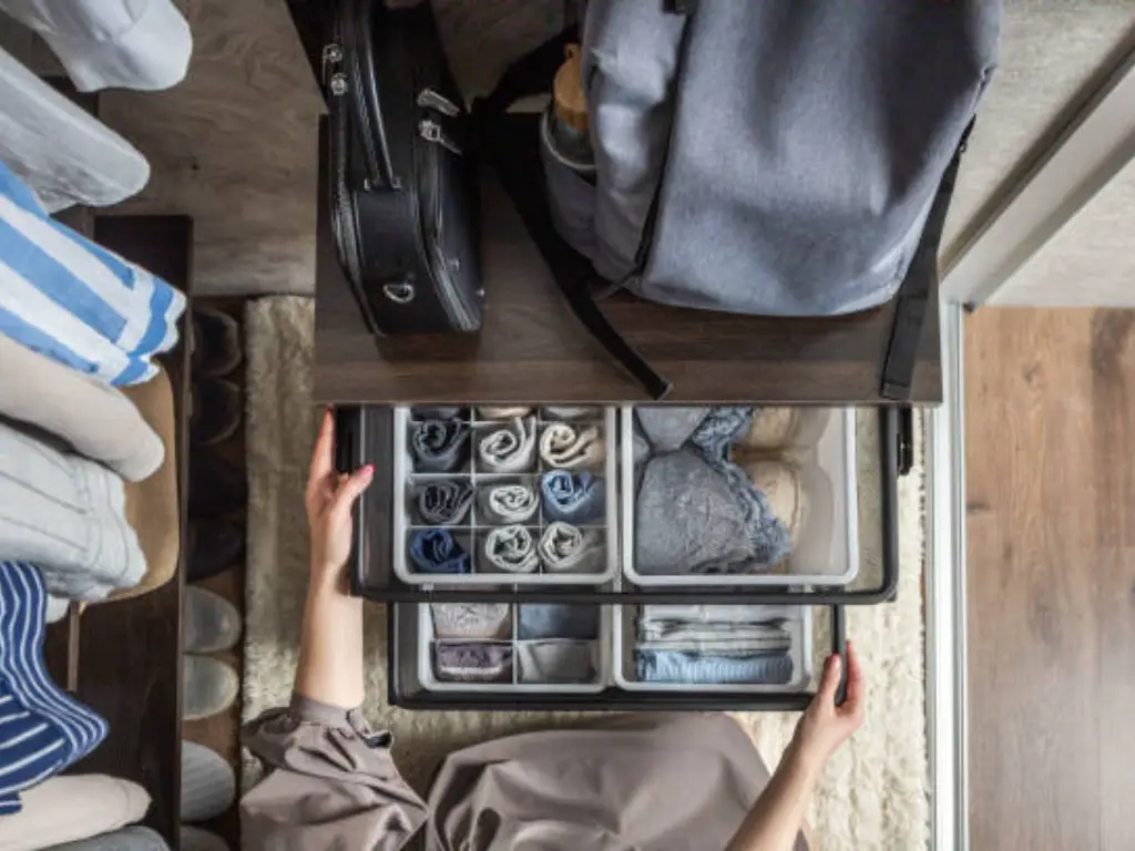 Space-Saving Hacks: Best Closet Organizer for Sliding Doors
