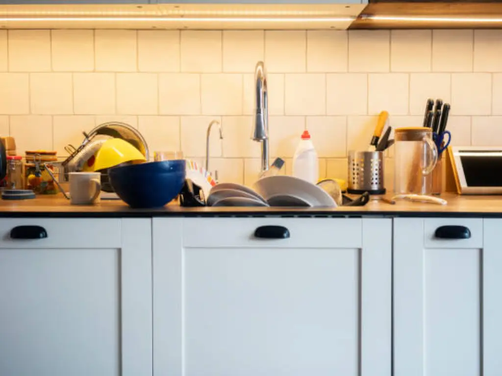Top 10 Must-Have Kitchen Cabinet Accessories List for a Modern Kitchen