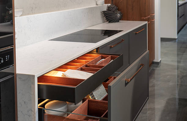 Wood vs Plastic Knife Drawer Inserts