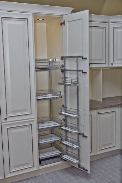 pull-out pantry